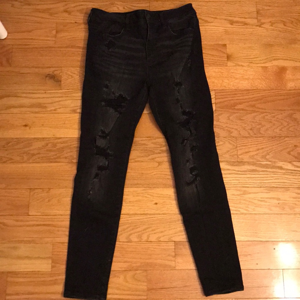 American eagle ripped jeans
